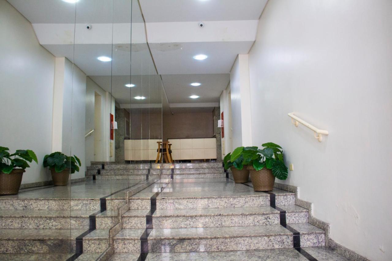 Studio Central Proximo A Faculdade E Rodoviaria Куритиба Экстерьер фото